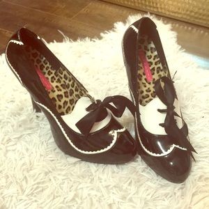 Bordello heals in black and white tuxedo